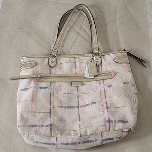 COACH Daisy Signature Emma Tattersall Tote